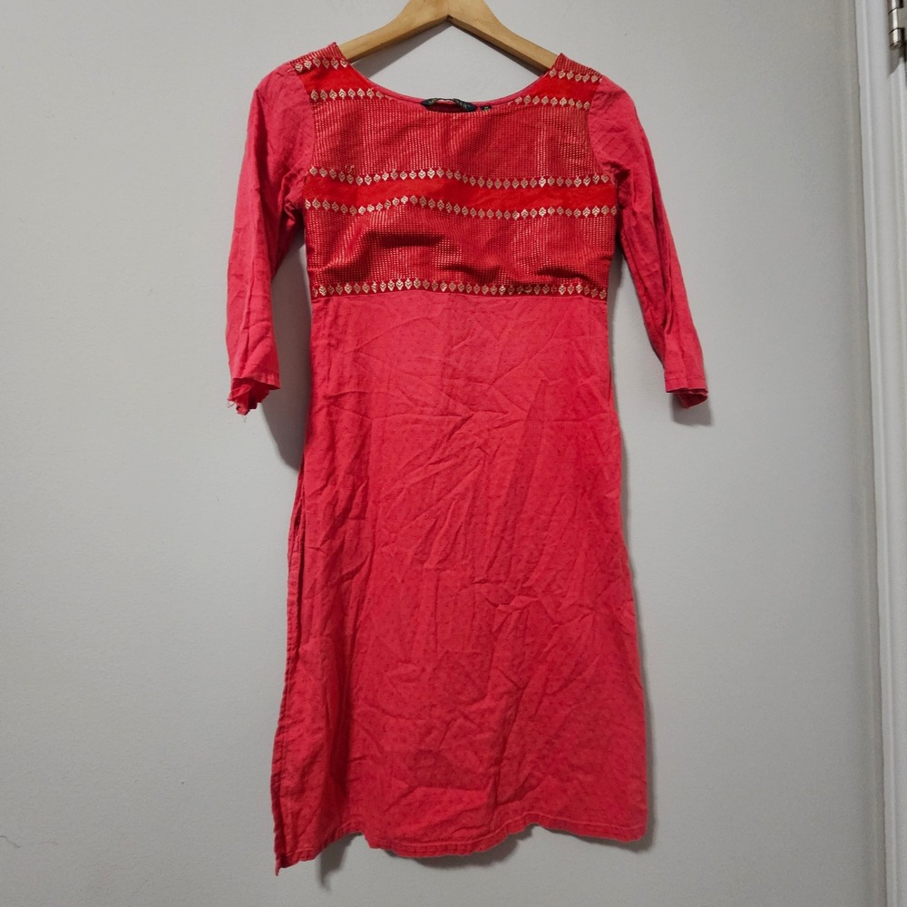 Avaasa Womens Red Cotton Kurta Tunic Gold Metallic Woven Yoke 3/4 Sleeve Size M